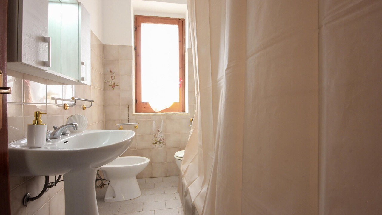 Photo of Bathroom in Casal Velino