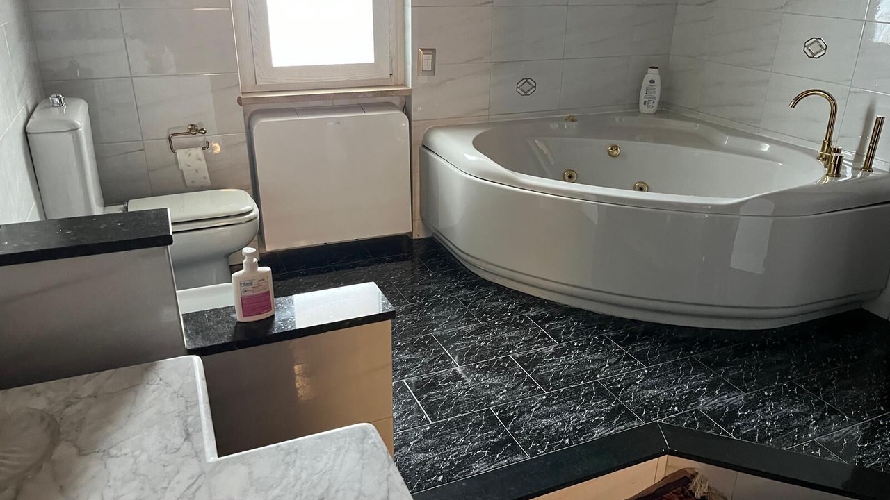 Photo of Bathroom in Taverna