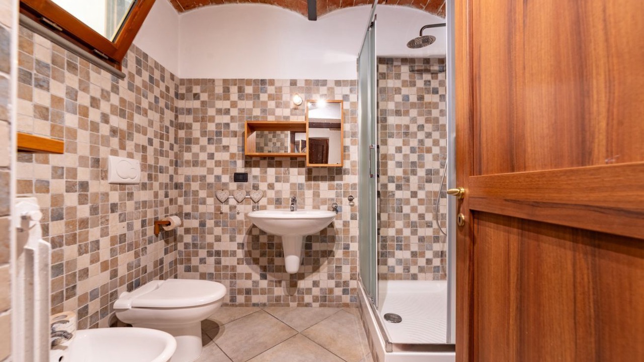 Photo of Bathroom in Frinco