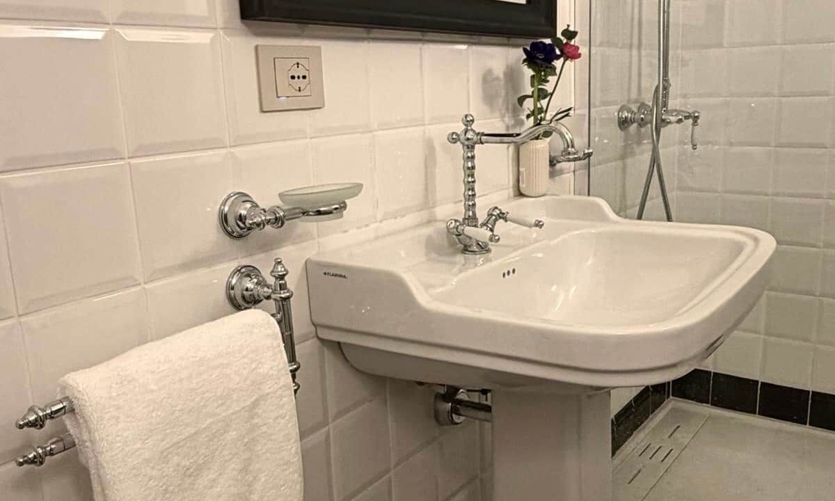 Photo of Bathroom in Villa San Giovanni