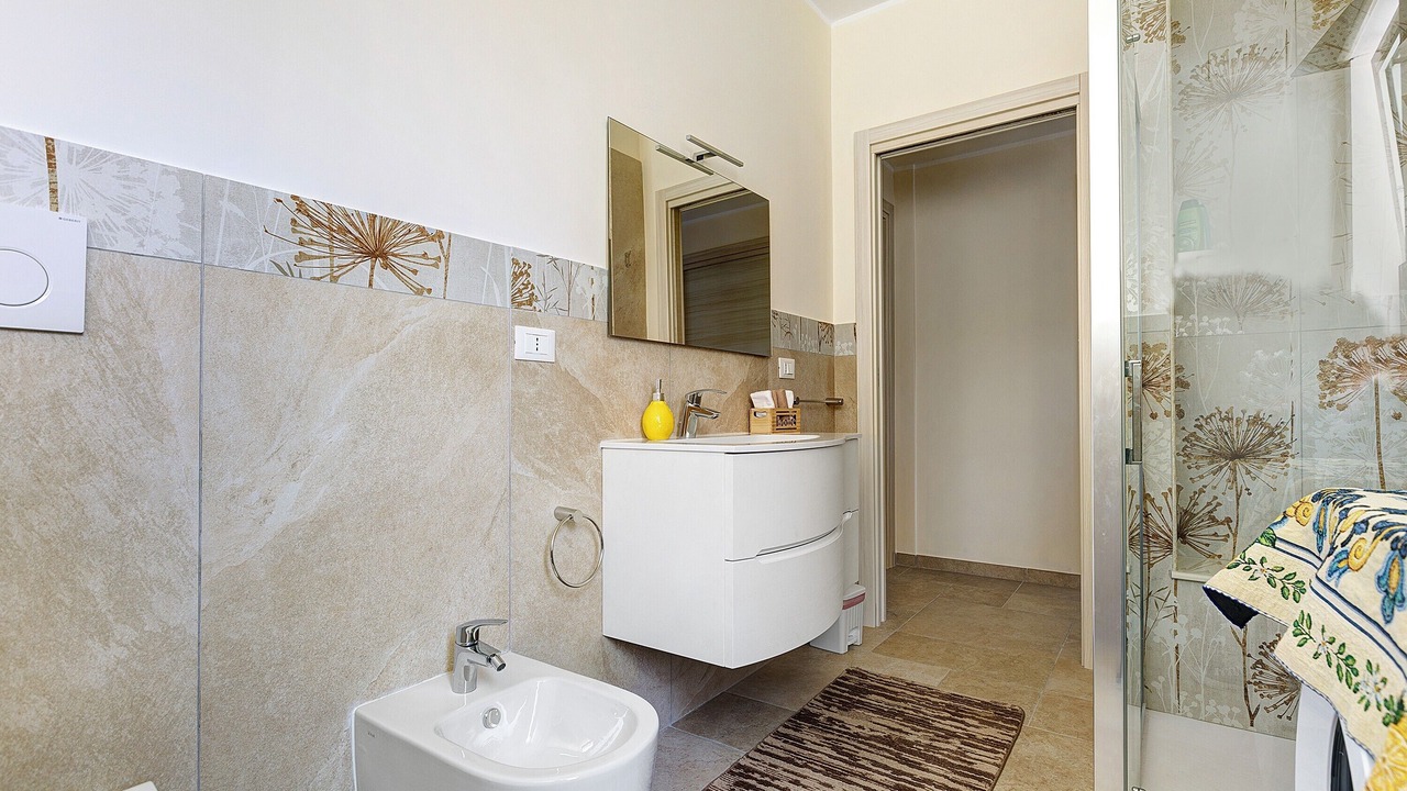 Photo of Bathroom in Patti