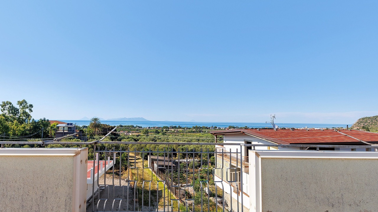 Photo of Outdoor in Patti