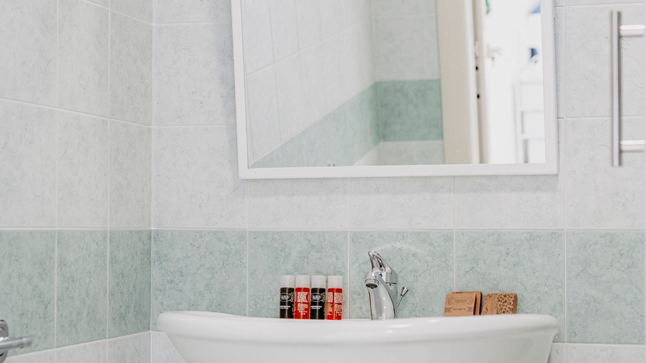 Photo of Bathroom in Tiche