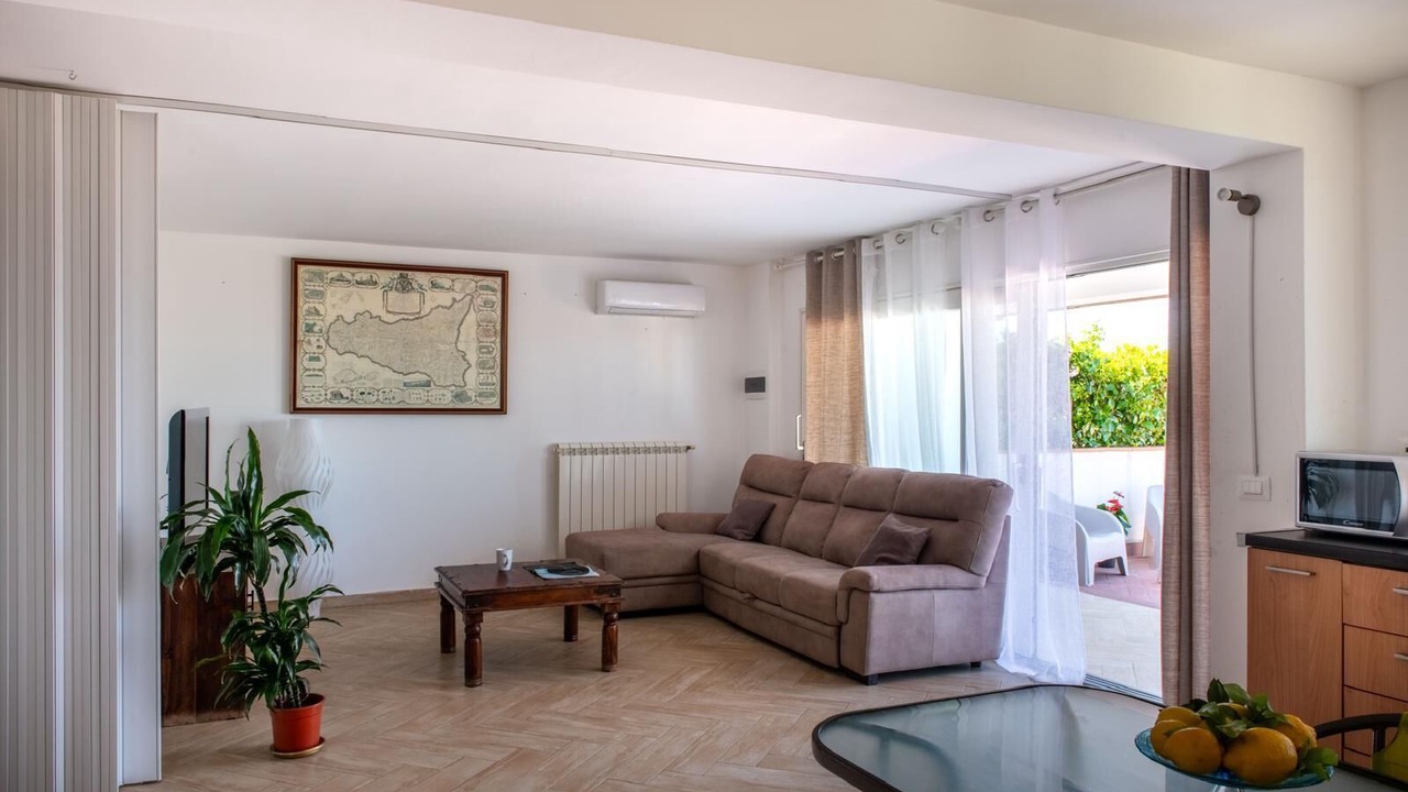 Photo of Livingroom in Addaura