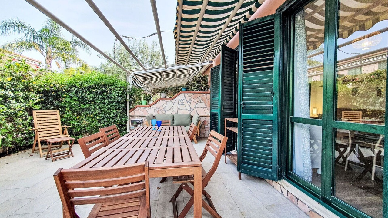Photo of Patio Balcony in Campofelice di Roccella