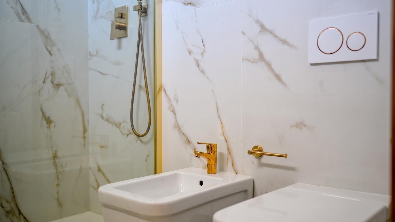 Photo of Bathroom in Avola
