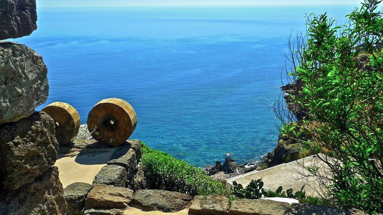 Photo of Others in Pantelleria
