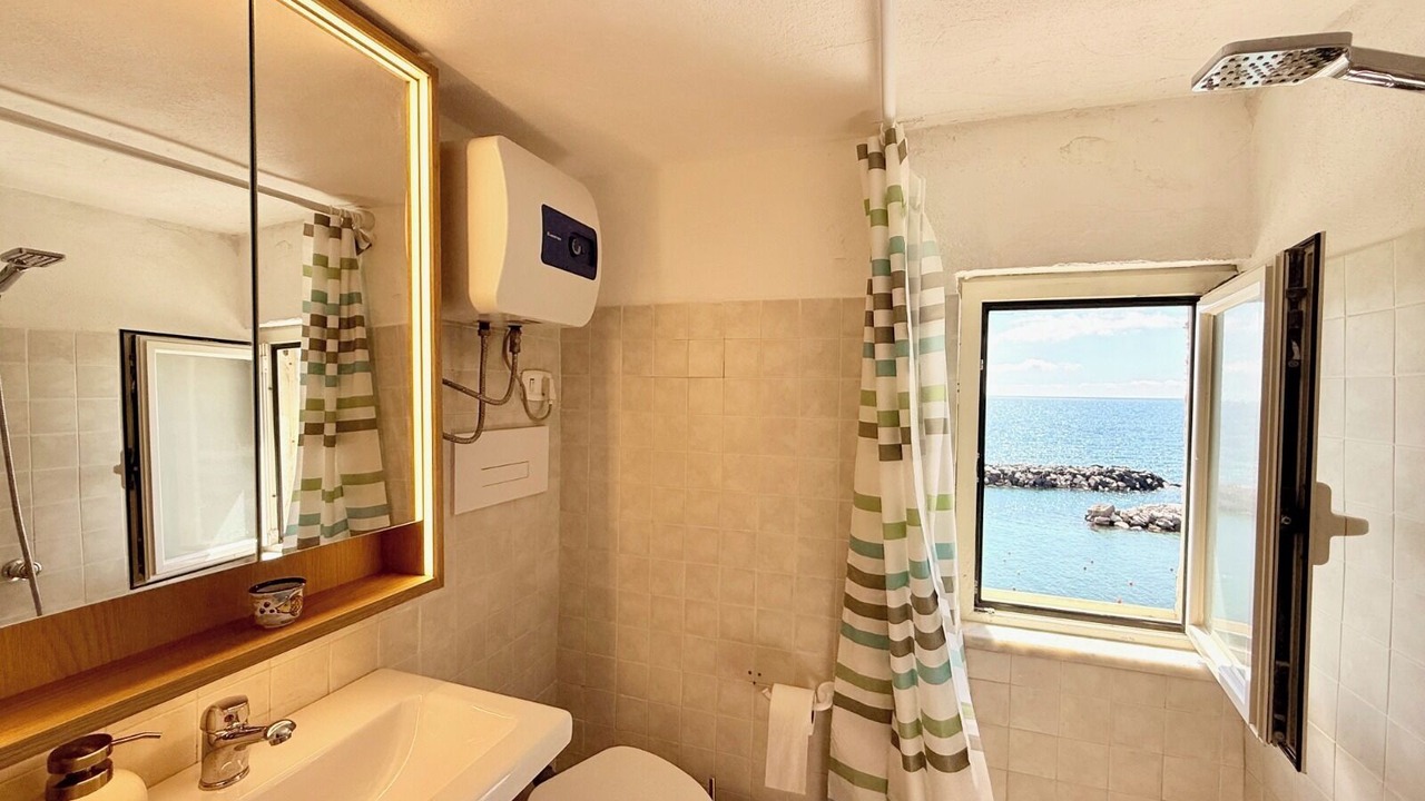 Photo of Bathroom in Procida