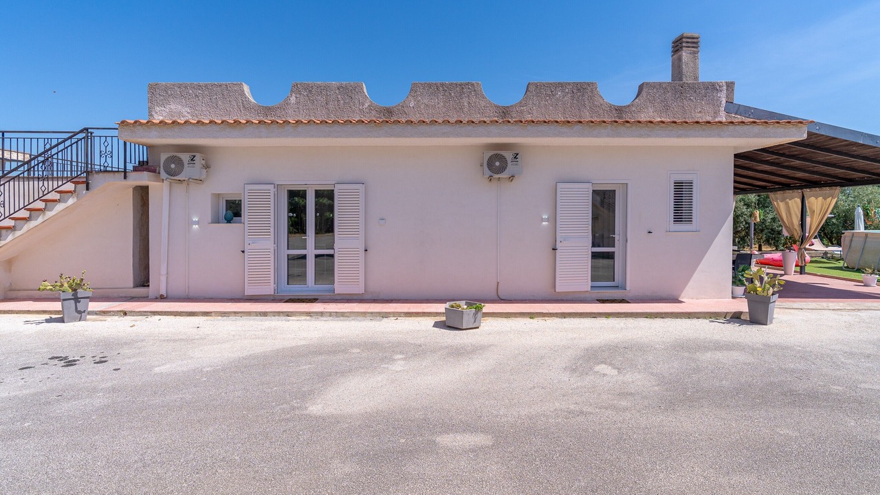 Photo of Outdoor in Solarino