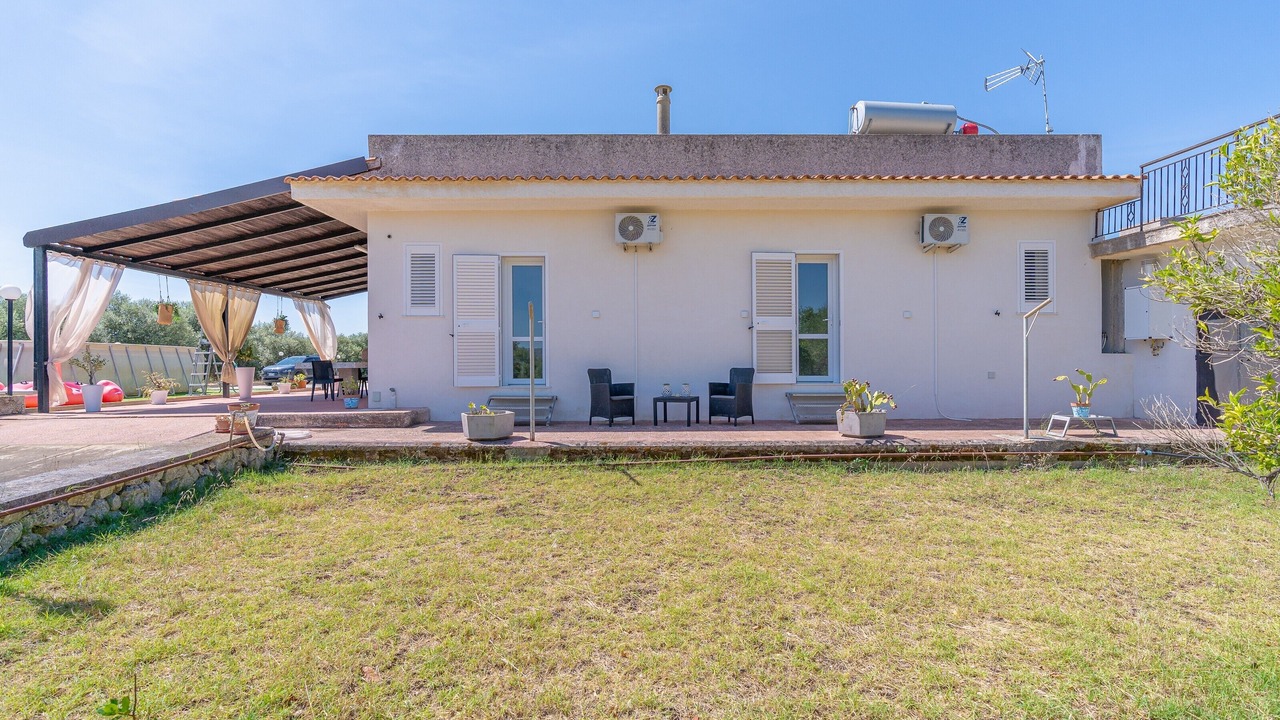 Photo of Outdoor in Solarino