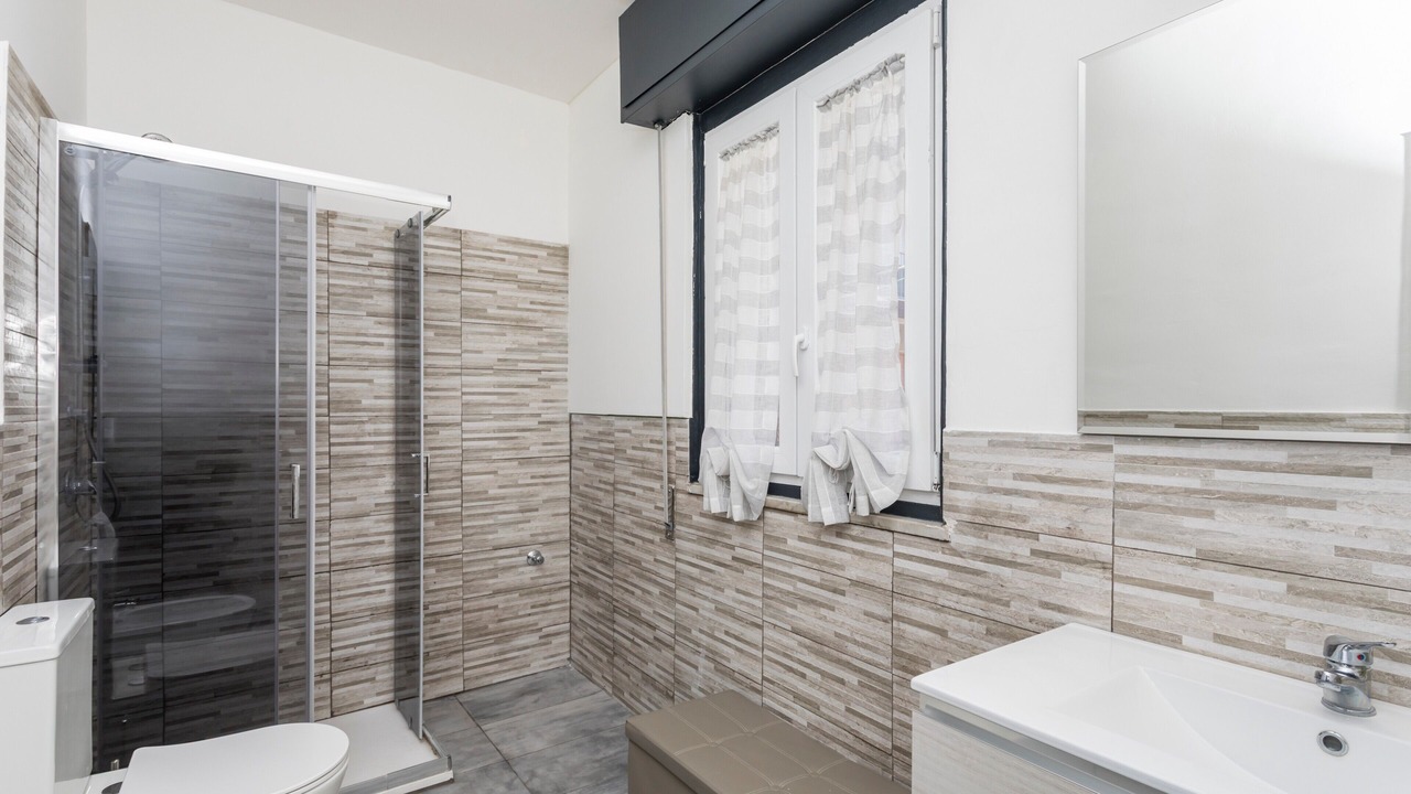 Photo of Bathroom in Paterno
