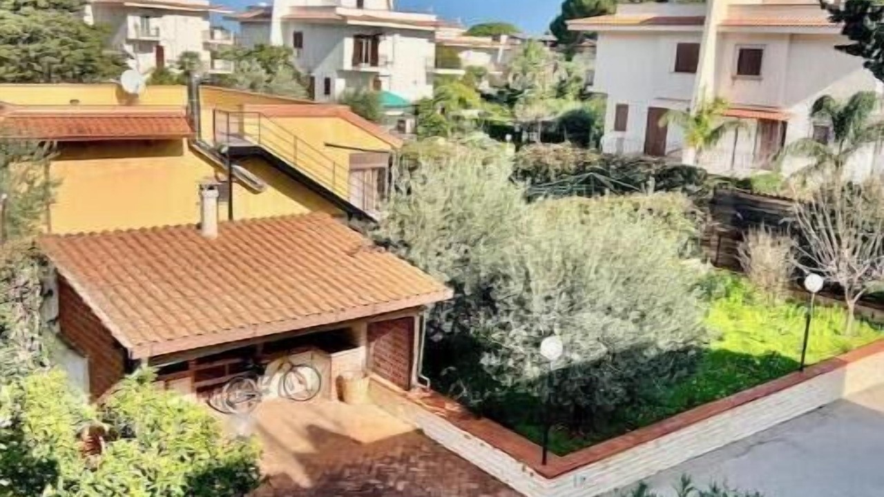 Photo of Outdoor in Carini