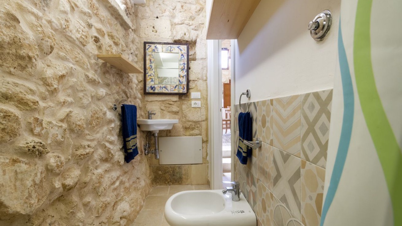 Photo of Bathroom in Cannole