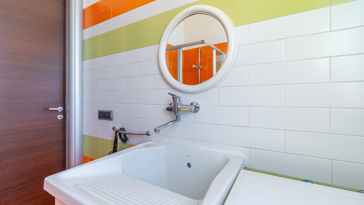 Photo of Bathroom in Floridia