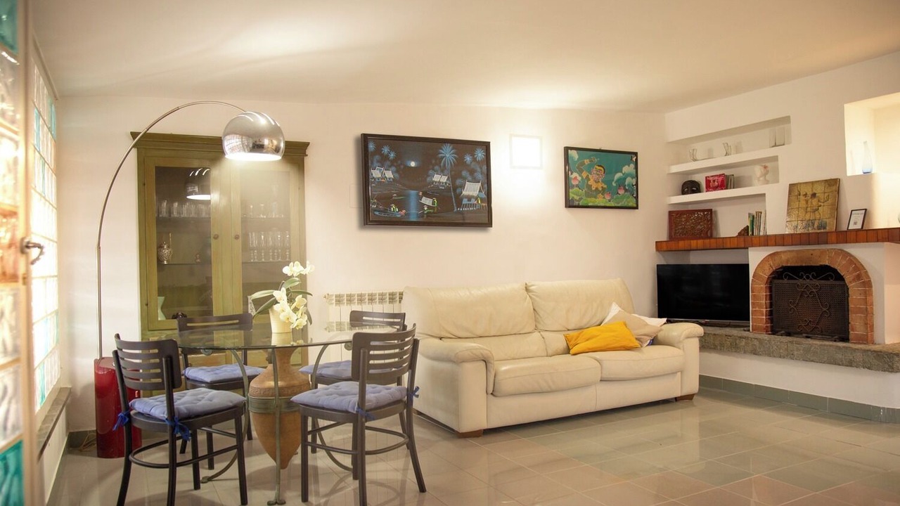 Photo of Livingroom in Giugliano in Campania