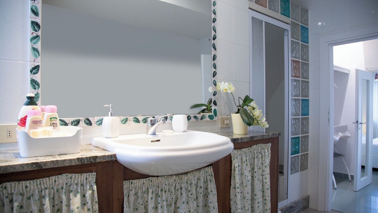 Photo of Bathroom in Giugliano in Campania