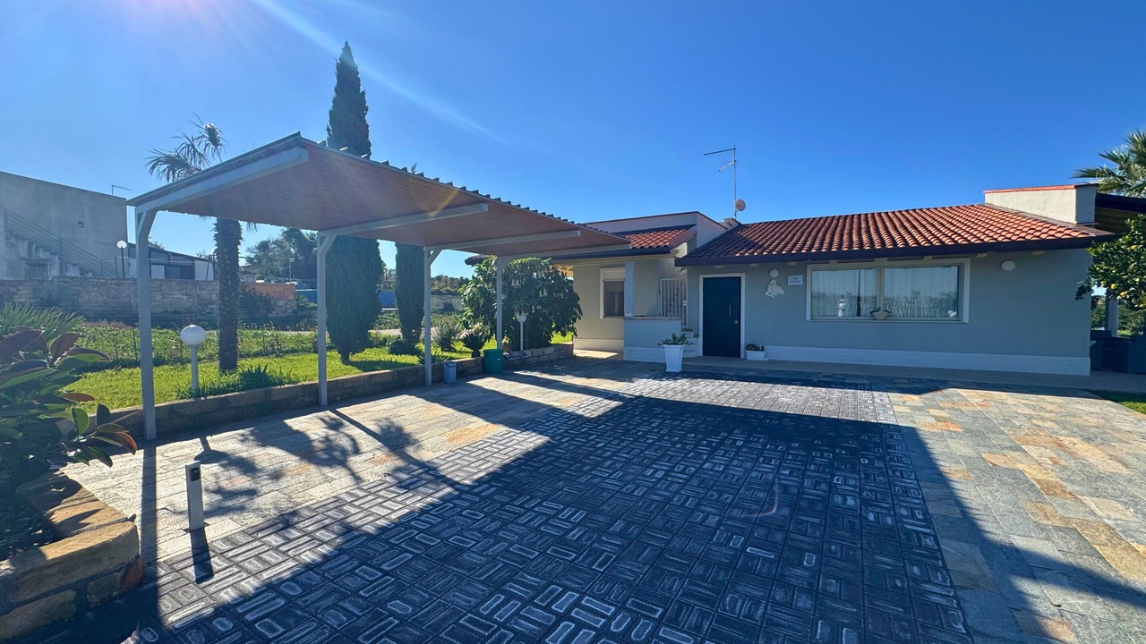 Photo of Outdoor in Melilli