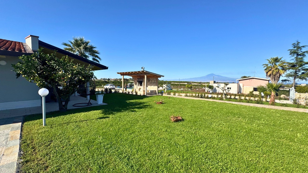 Photo of Outdoor in Melilli
