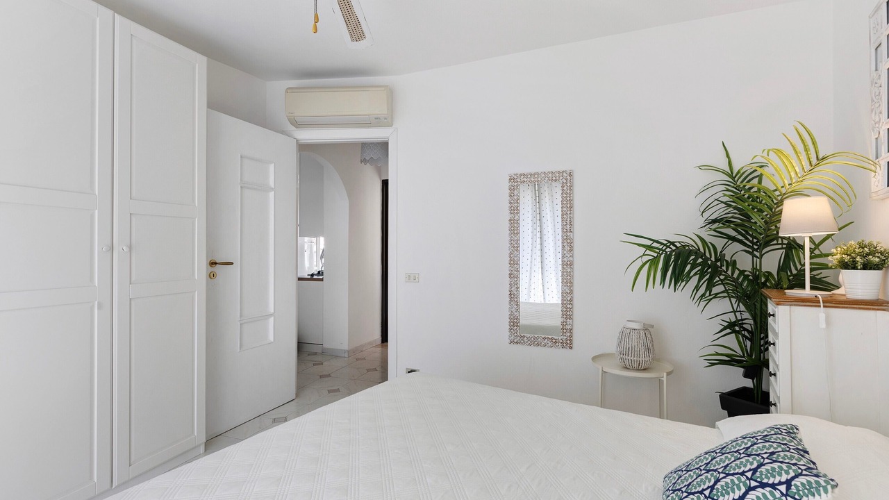 Photo of Bedroom in Scala
