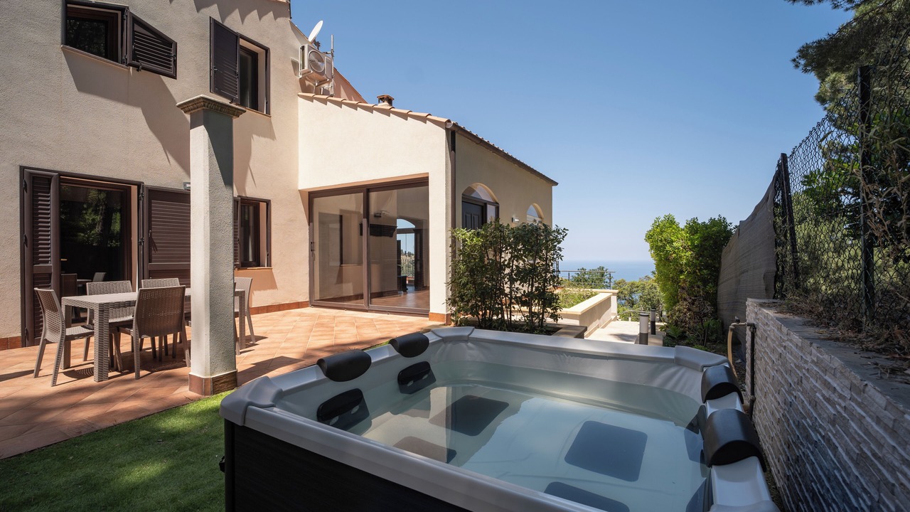 Photo of Patio Balcony in Cefalu