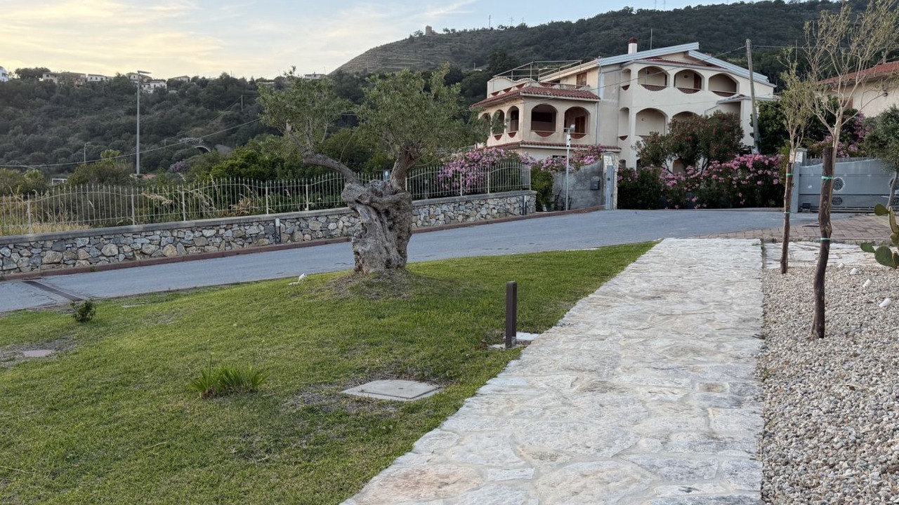 Photo of Outdoor in Bonifati