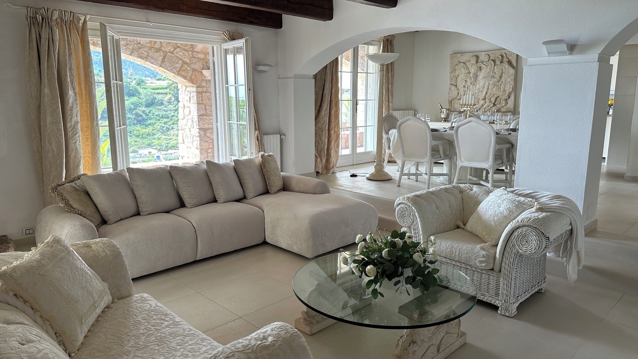 Photo of Livingroom in Latte