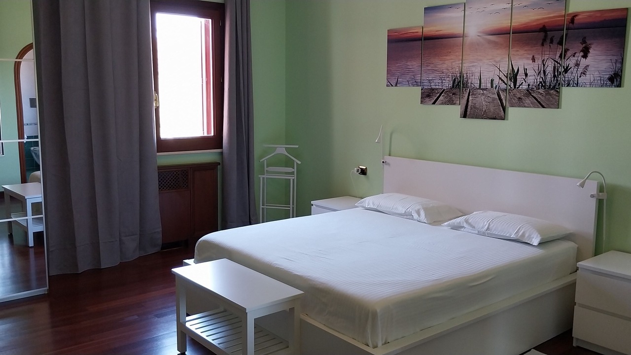 Photo of Bedroom in Tiche