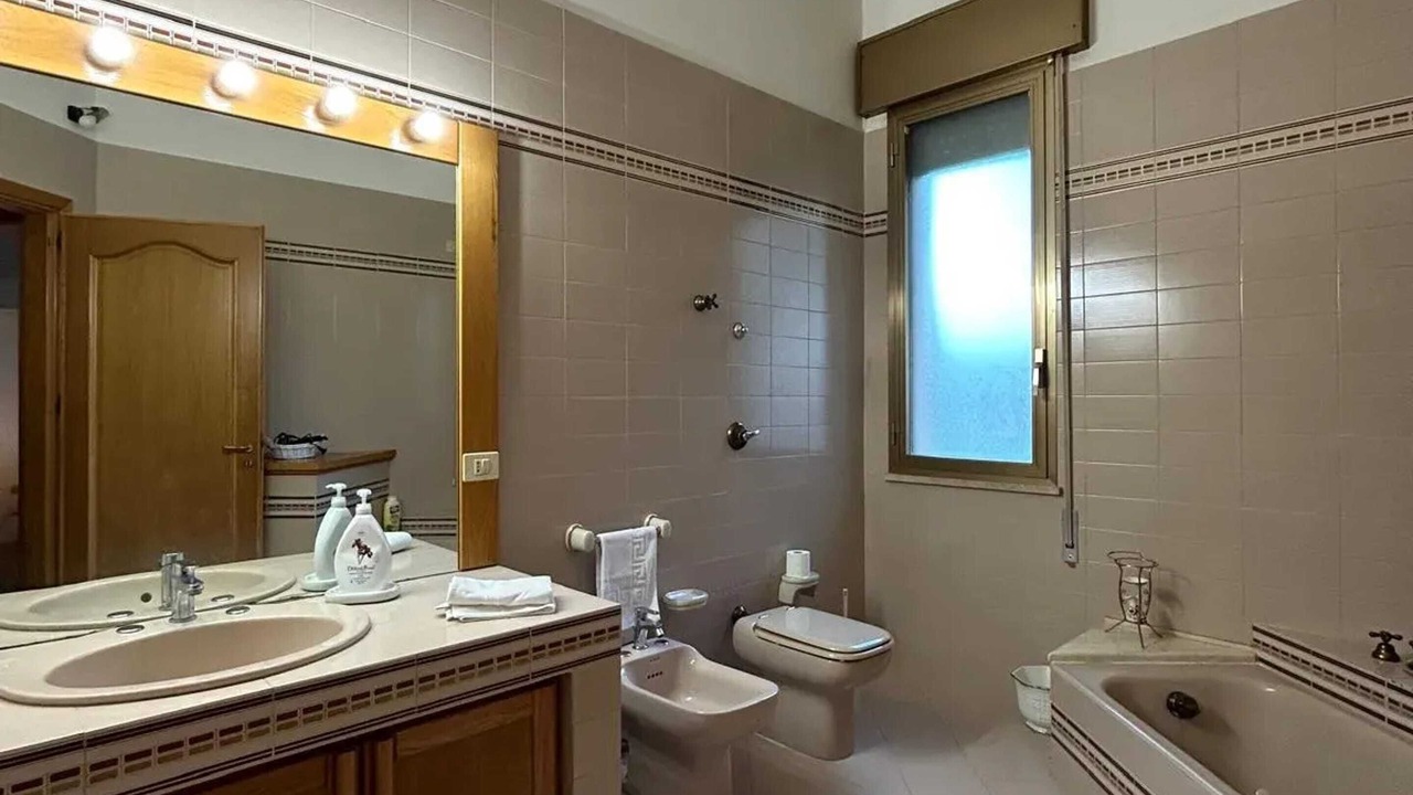 Photo of Bathroom in Marsala