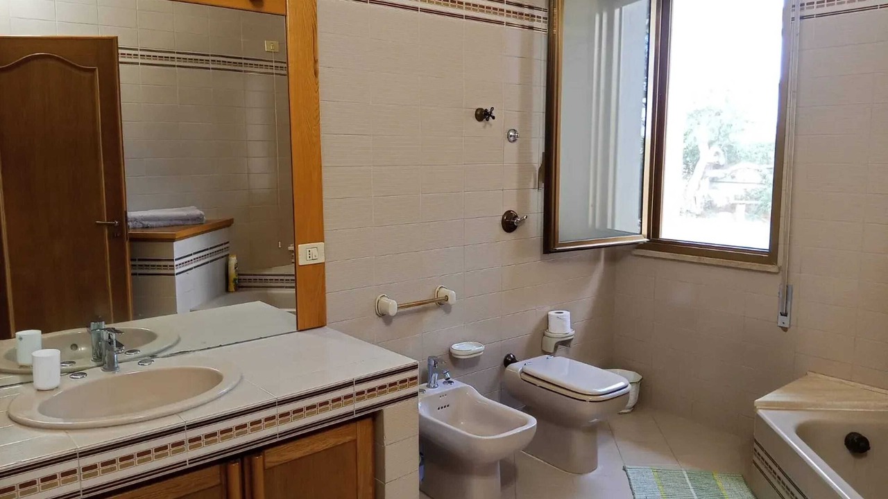 Photo of Bathroom in Marsala