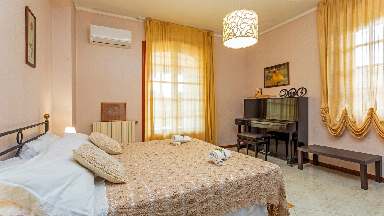 Photo of Bedroom in Aci Sant'Antonio