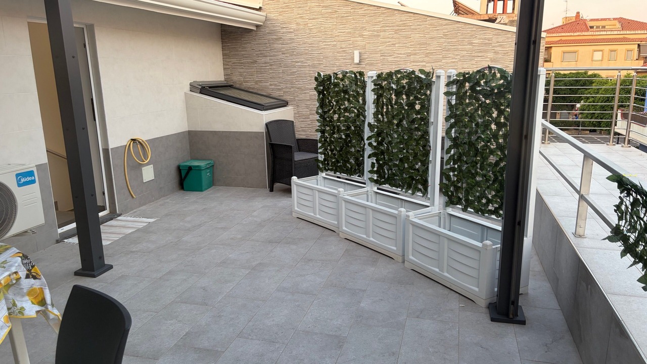 Photo of Patio Balcony in Valdina