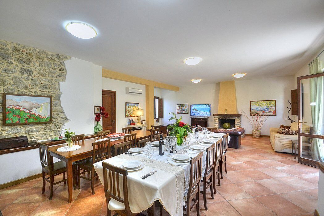 Photo of Others in Torchiara