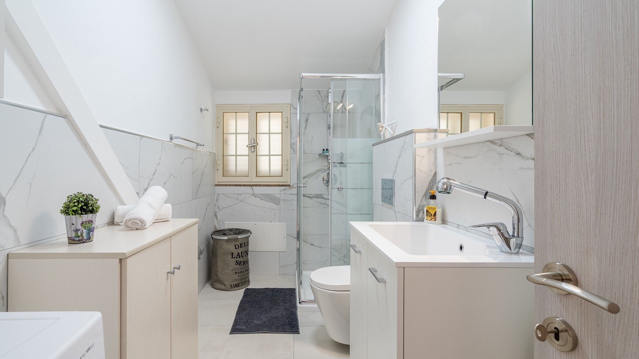 Photo of Bathroom in Tiche
