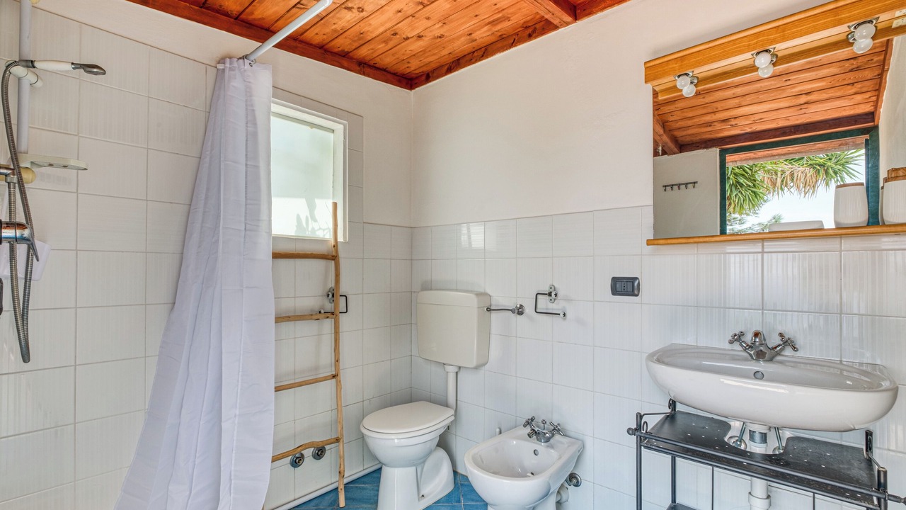 Photo of Bathroom in Vigo-Peirano