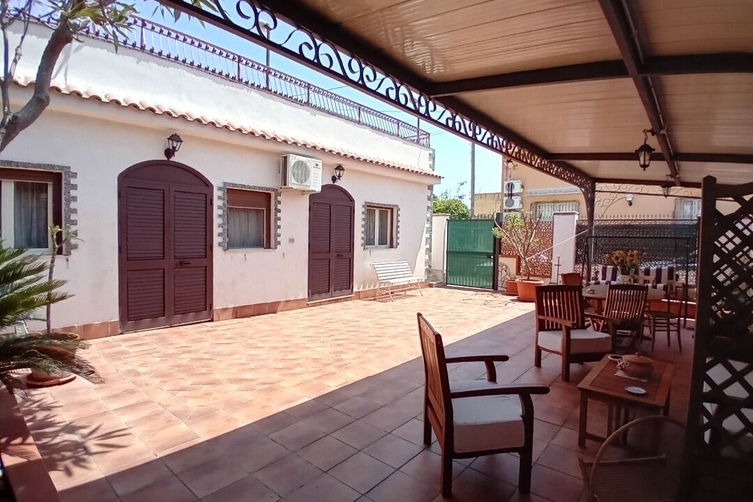 Photo of Outdoor in Carini
