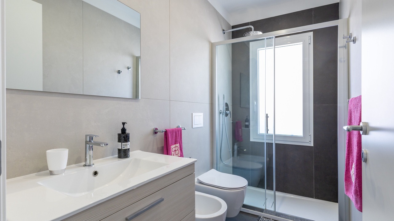 Photo of Bathroom in Caucana-finaiti-casuzze-finaiti Nord