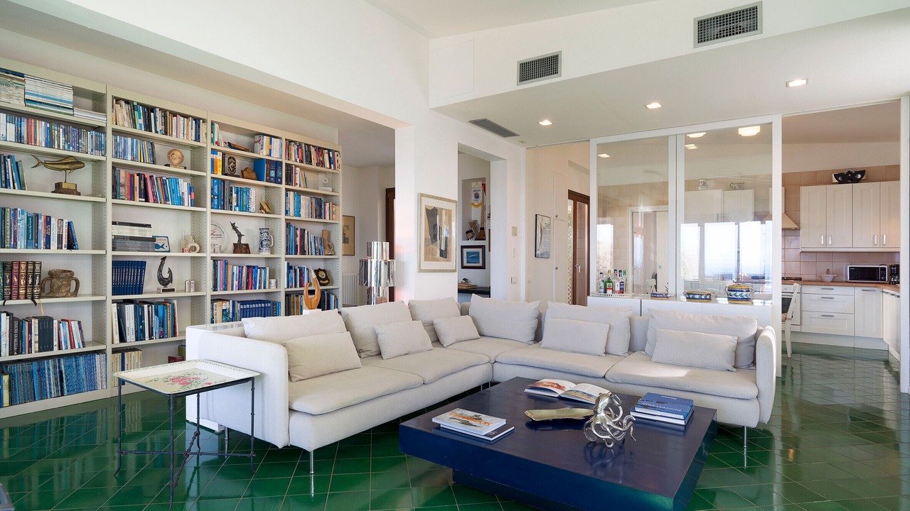 Photo of Livingroom in Costa Saracena-Castelluccio
