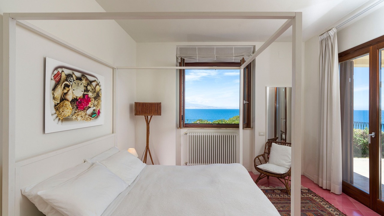 Photo of Bedroom in Costa Saracena-Castelluccio