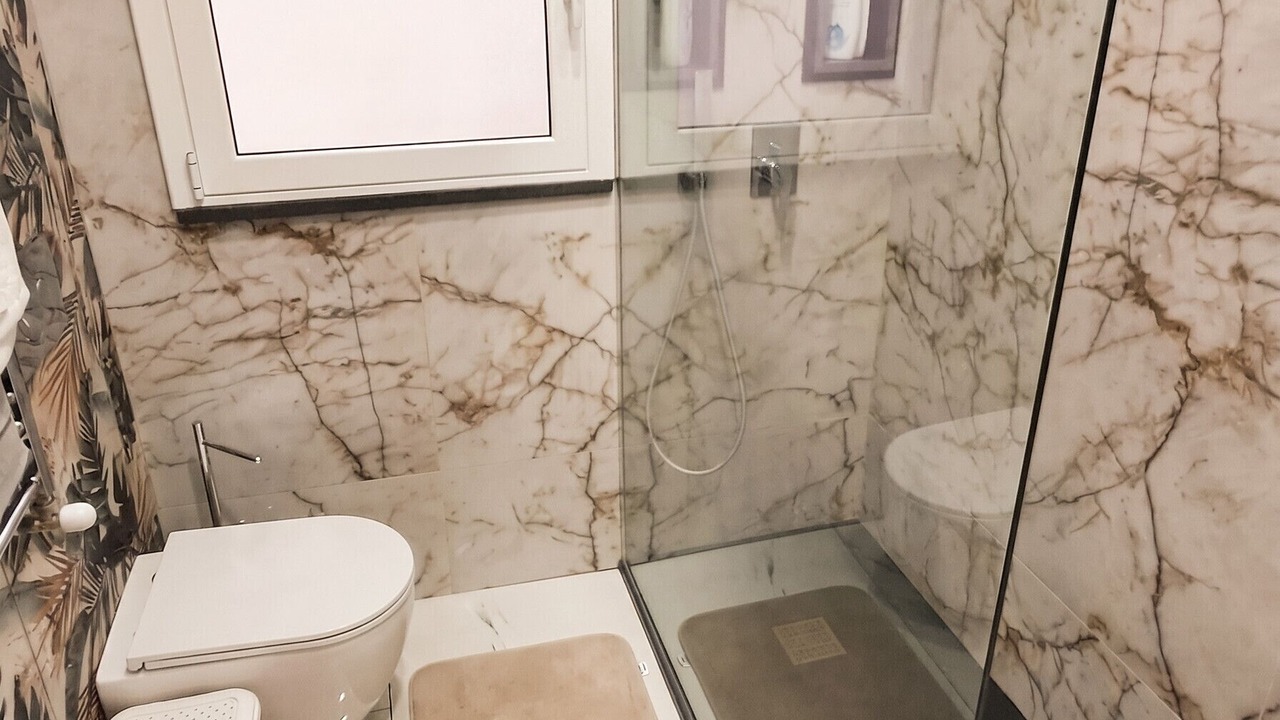 Photo of Bathroom in Noto Historic Centre