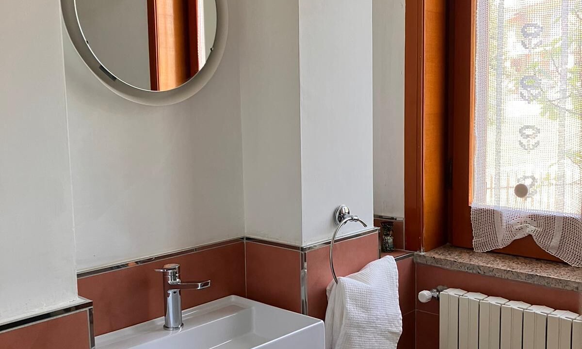 Photo of Bathroom in Contrada