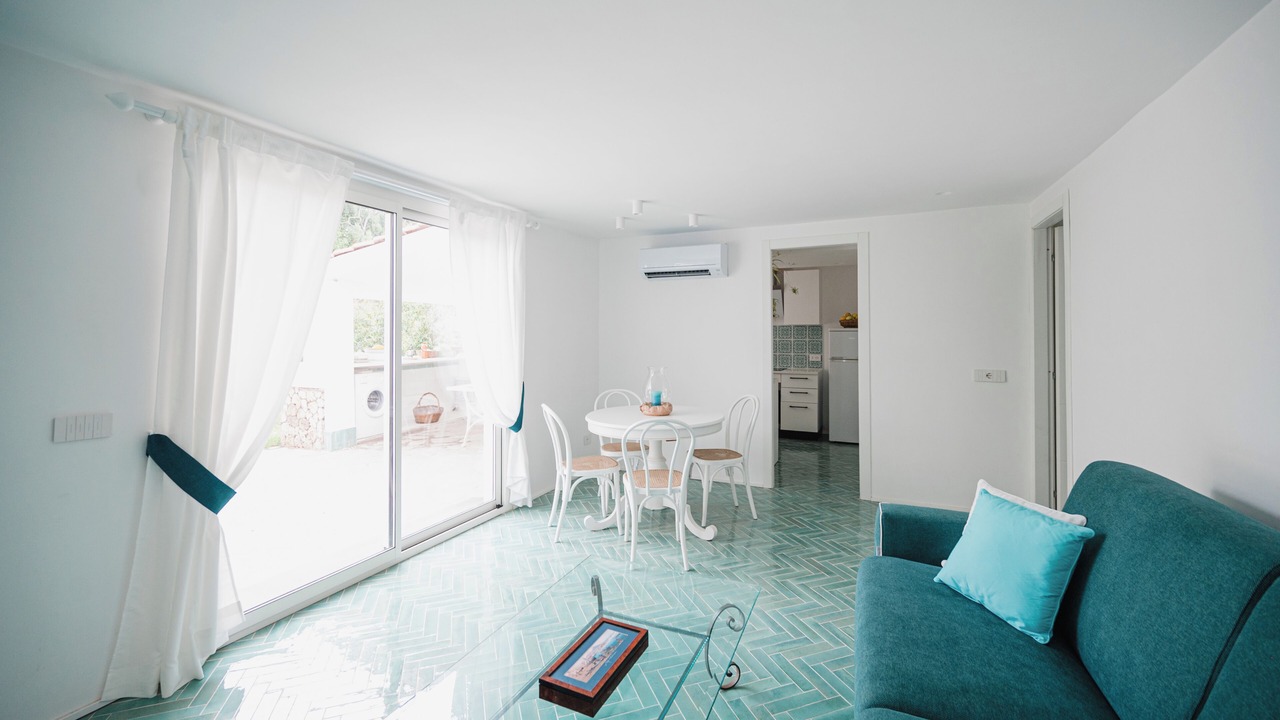 Photo of Livingroom in Ischia Porto