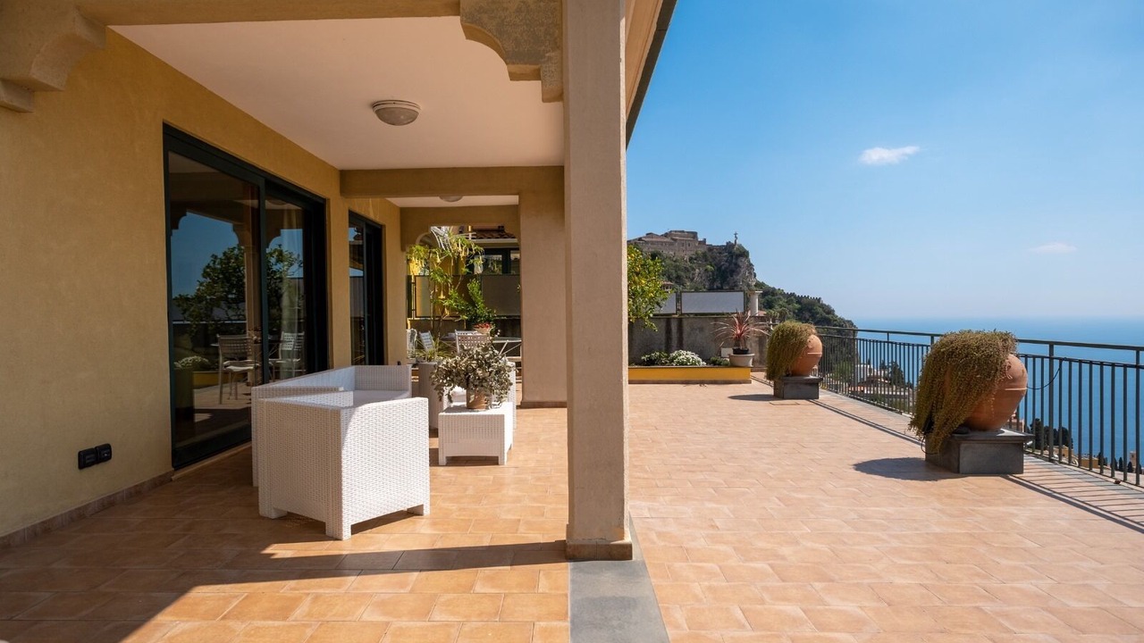 Photo of Patio Balcony in Taormina