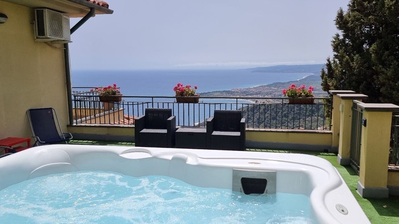 Photo of Patio Balcony in Taormina