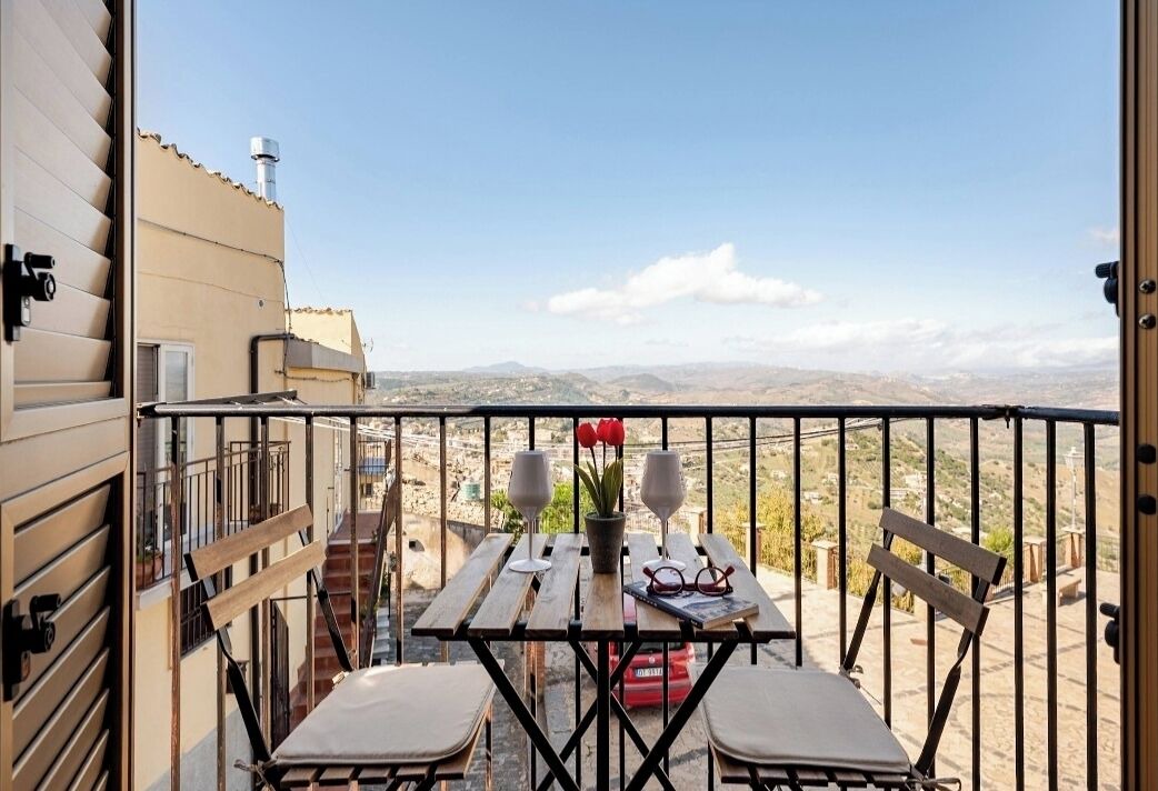 Photo of Outdoor in Agira