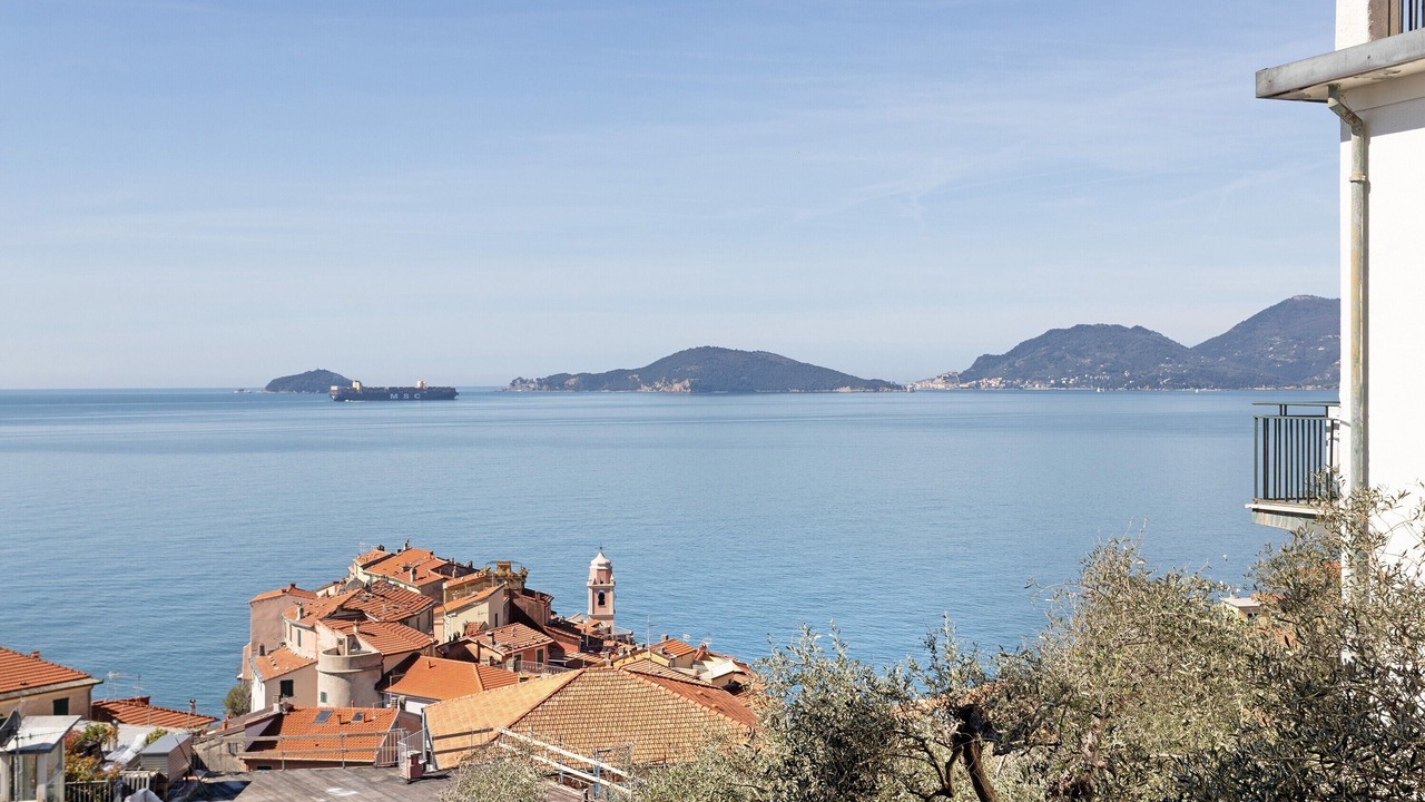 Photo of Others in Tellaro