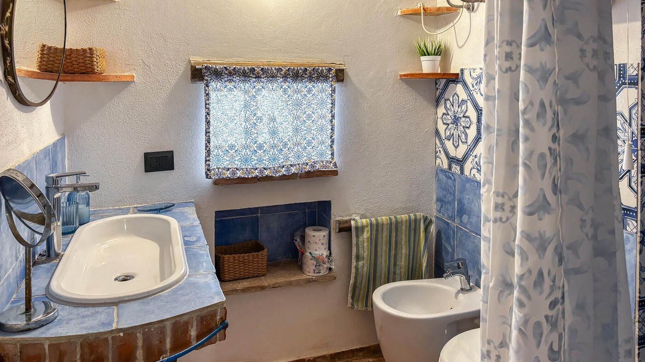 Photo of Bathroom in Trappeto