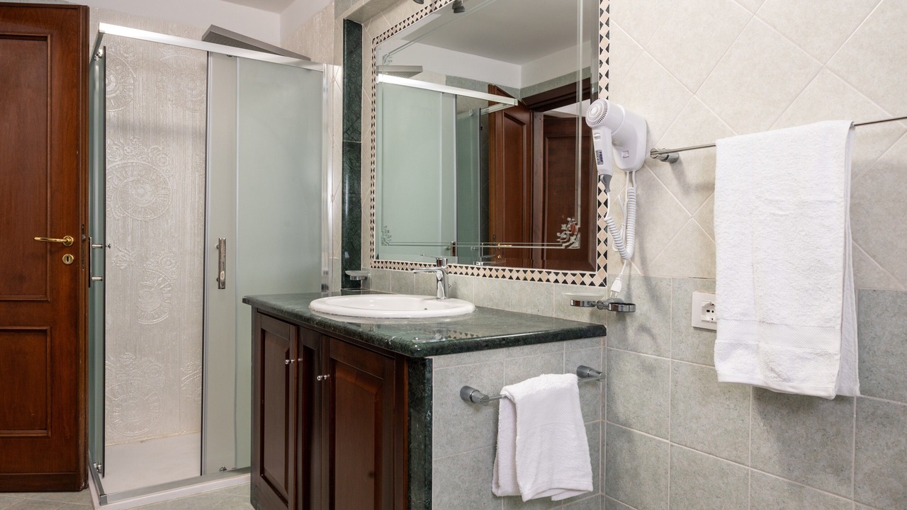 Photo of Bathroom in Torre Colonna-sperone