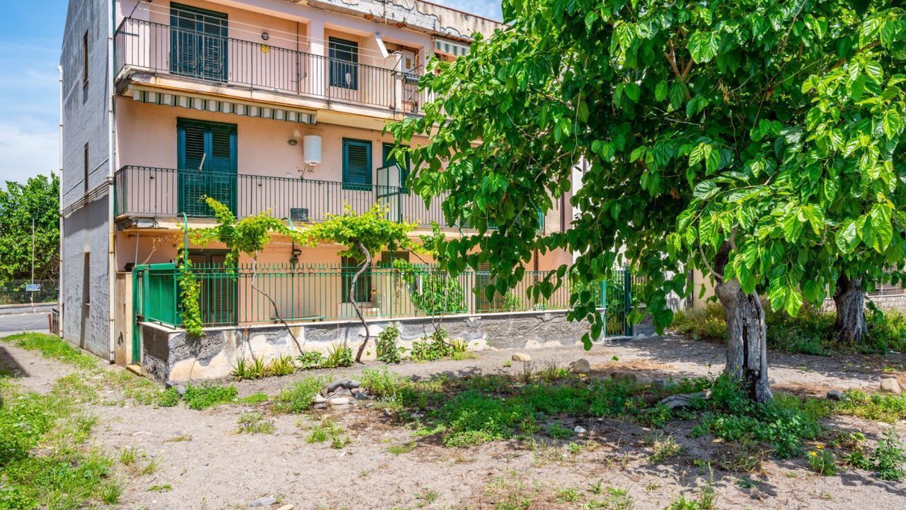 Photo of Outdoor in Fondachello