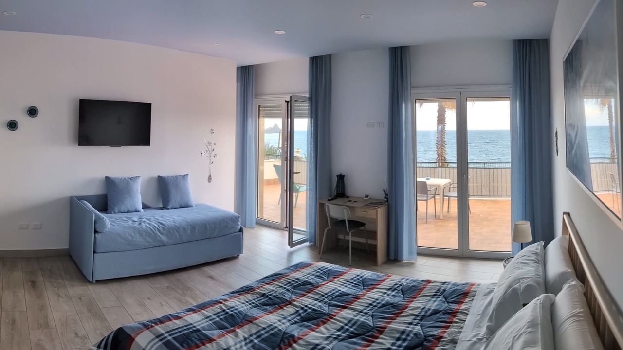 Photo of Bedroom in Aci Castello
