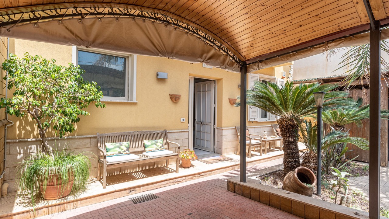 Photo of Patio Balcony in Ficarazzi